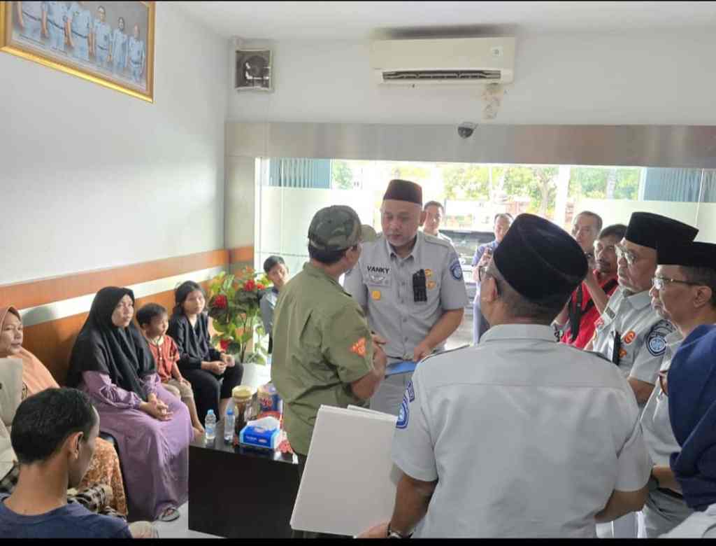 Jasa Raharja Serahkan Santunan Korban Kecelakaan di KM 370 A Tol Batang –&nbsp;Semarang