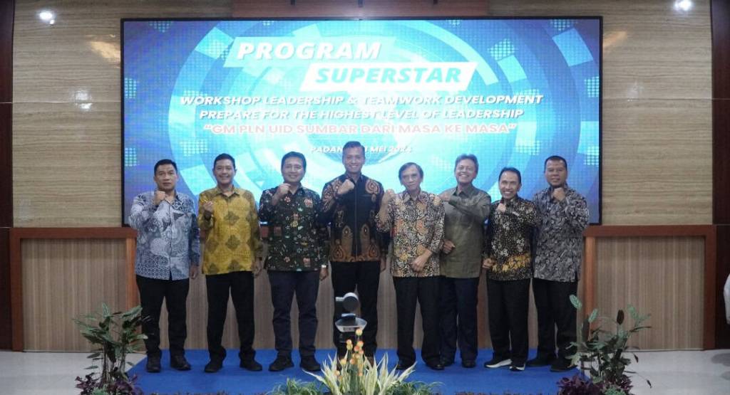 Program Superstar : PLN UID Sumbar Menghadirkan GM dari masa ke&nbsp;masa