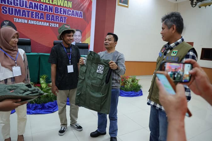 Peduli Kota Padang, Hidayat Kembali Gelar Pelatihan&nbsp;Bencana