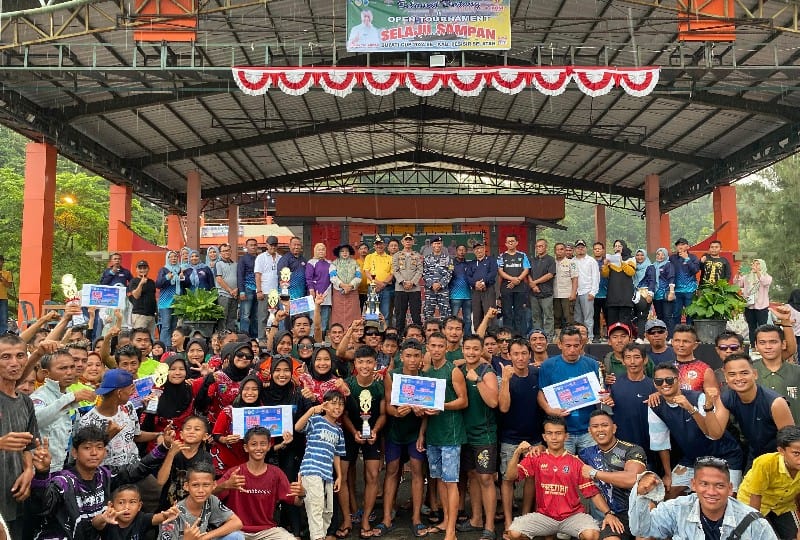 Berlangsung Meriah, Bupati Pessel Usulkan Turnamen Selaju Sampan Akan Jadi Event&nbsp;Rutin