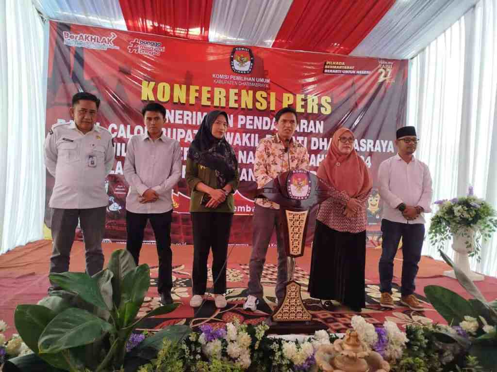 Hari Pertama Perpanjangan, Masih Belum Ditemukan Pesaing Calon Tunggal di&nbsp;Dharmasraya