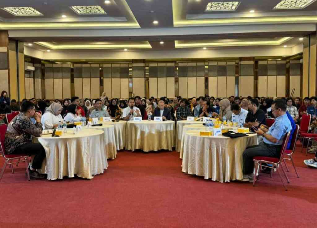 Tantangan Media, Peluang Karir dan Peran Lulusan Ilmu Komunikasi di Masa&nbsp;Depan